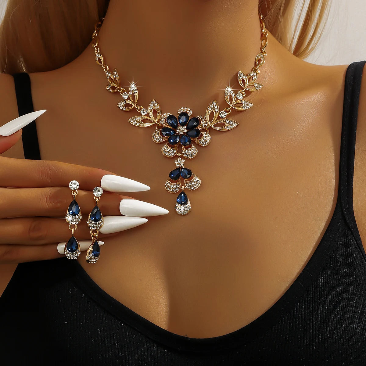 Women's Fashion Gold Flower Necklace and Earrings - 3 Pieces