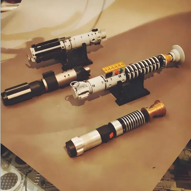 Luke Skywalkers Lightsaber Star Wars Bricks Model 147 Pieces