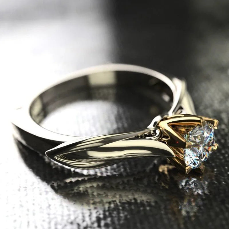 Ring for Women with Moissanit Stone
