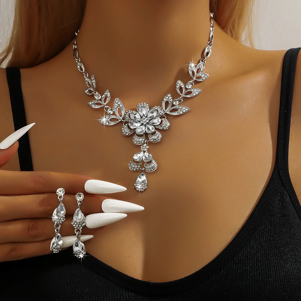 Women's Fashion Gold Flower Necklace and Earrings - 3 Pieces