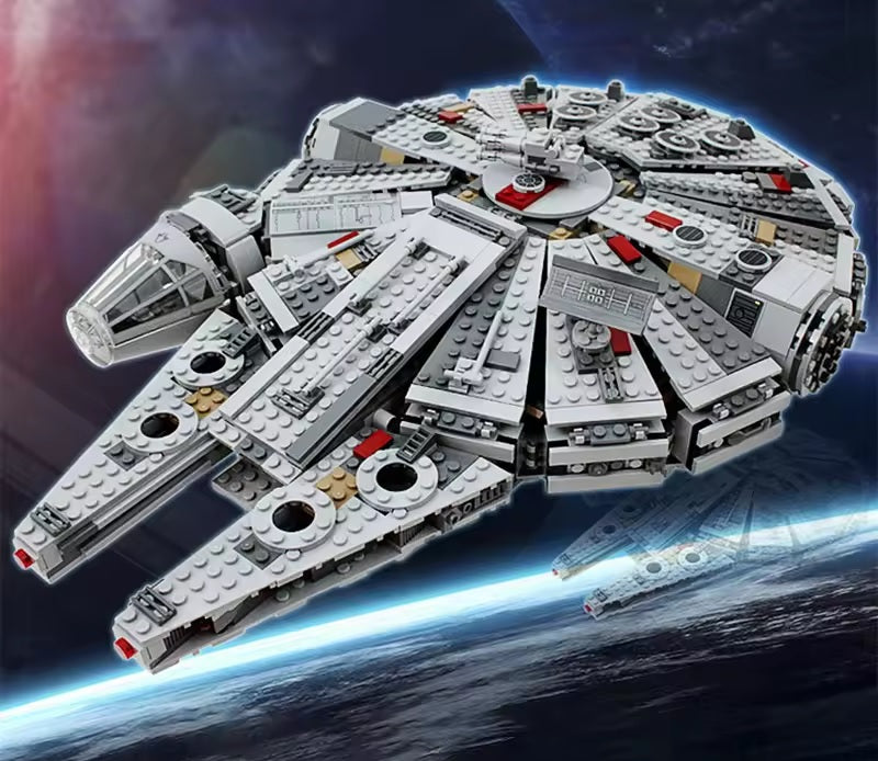 Millennium Falcon Spaceship Bricks Building Block 1381 Pieces